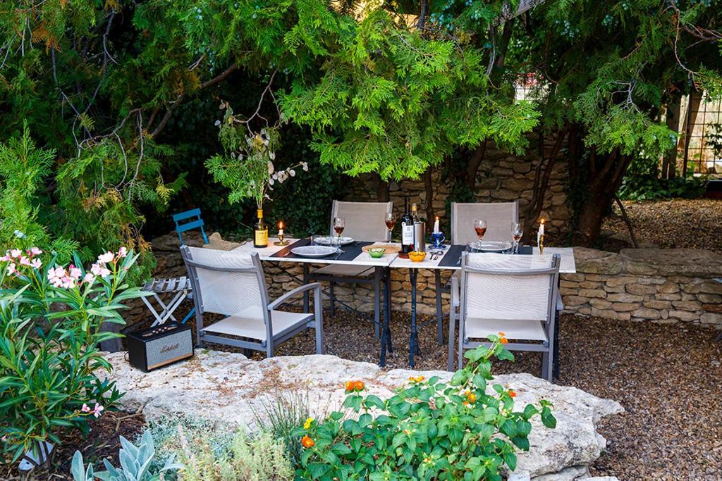 Bed and Breakfast La Bastide Jouval Gordes Exterior foto